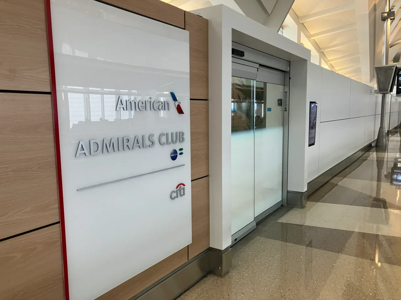 Entrance to the temporary Admirals Club at LAX TBIT