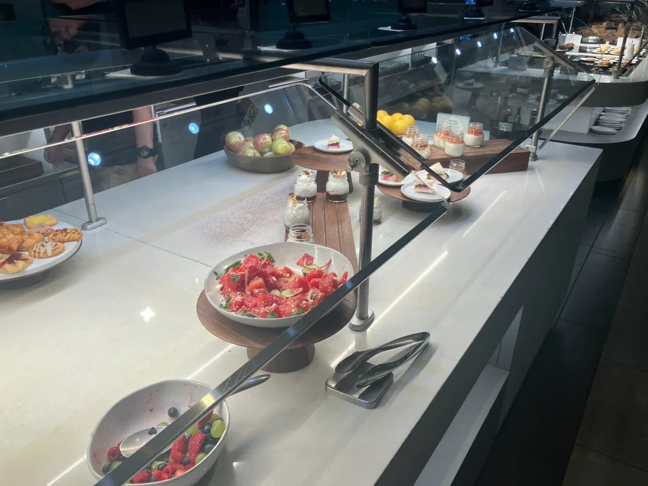 AA LAX Flagship Lounge