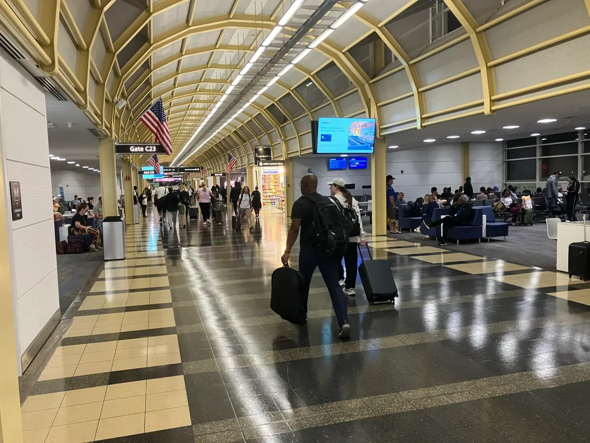 DCA C-gate Admirals Club view at departure time
