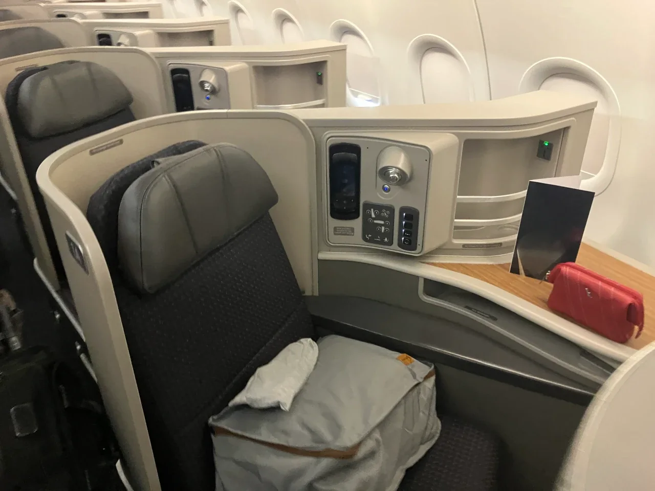 AA A321T Flagship First seats