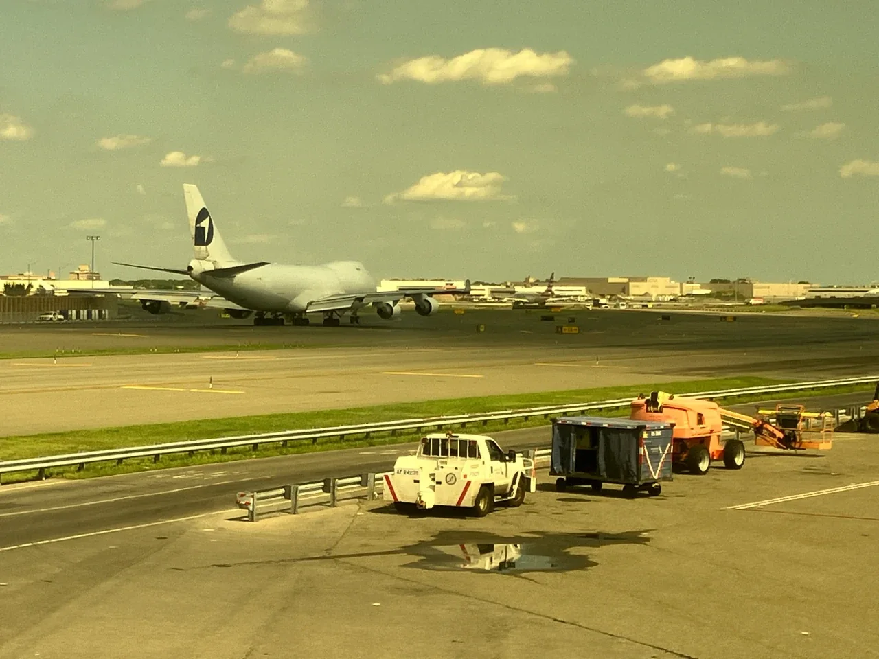 AA 235 FCO–JFK jfk arrival aircraft