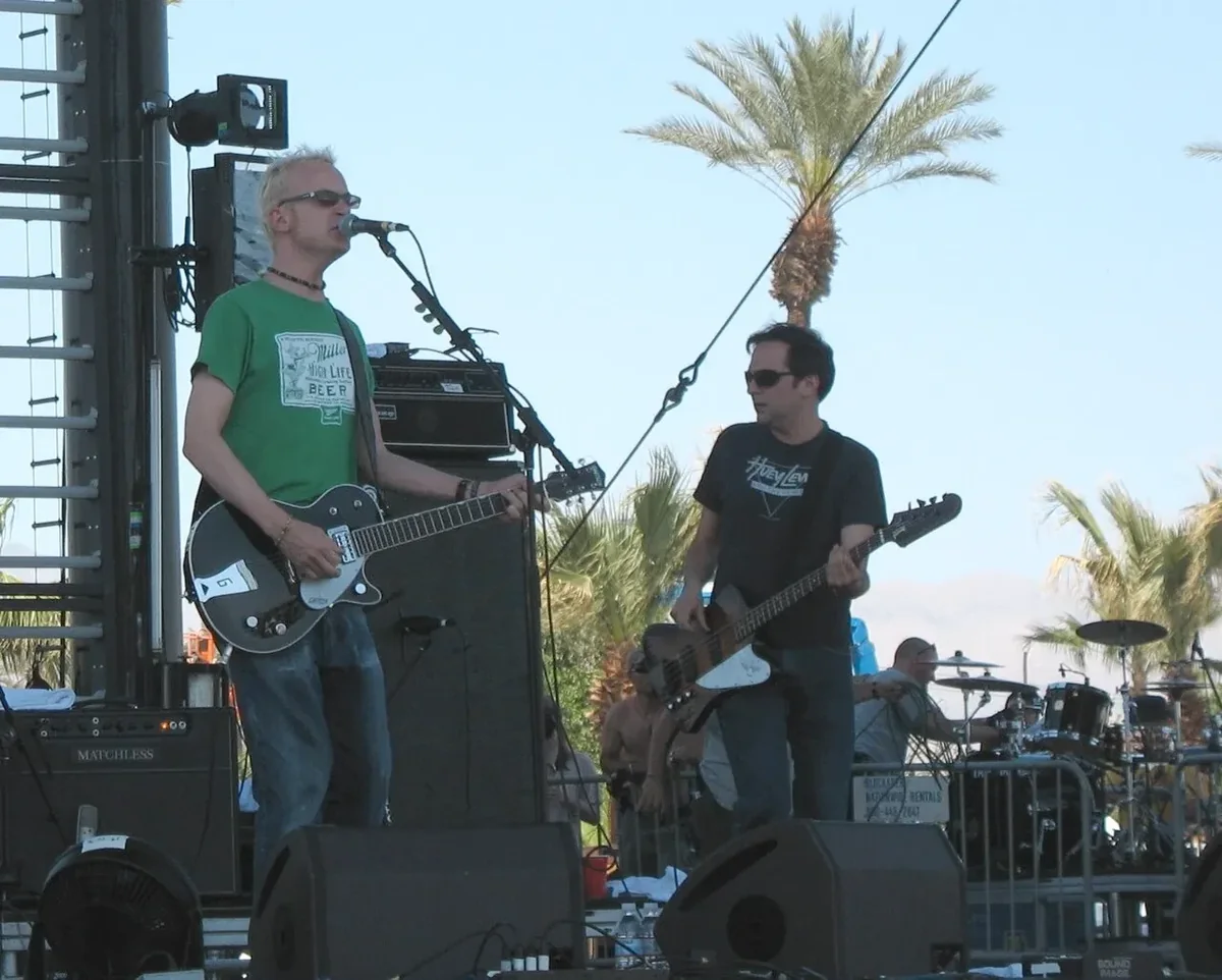 Fountains of Wayne performing live