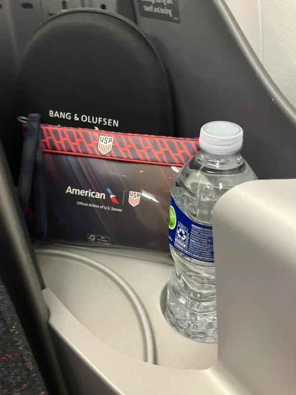 AA A321T Flagship Business seat detail