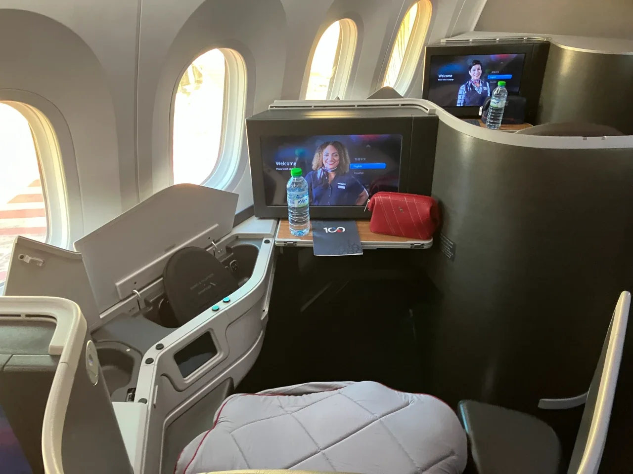 AA 235 FCO–JFK seat 1a